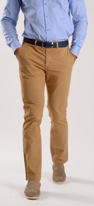 Brown checkered casual chinos